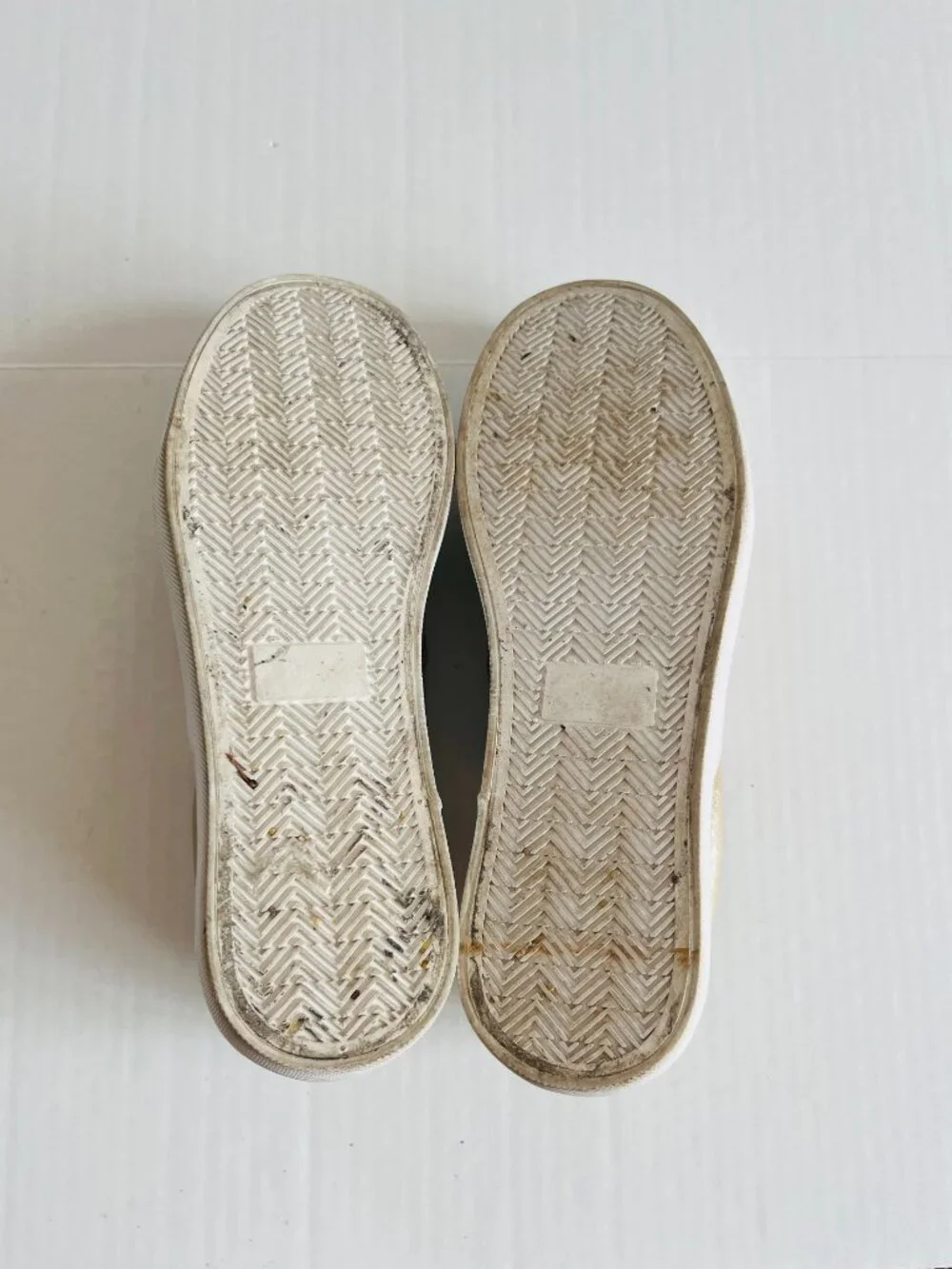 Woolworths Womens Sz‎ 5.5 Gold Platform Slip On Sneakers Shoes